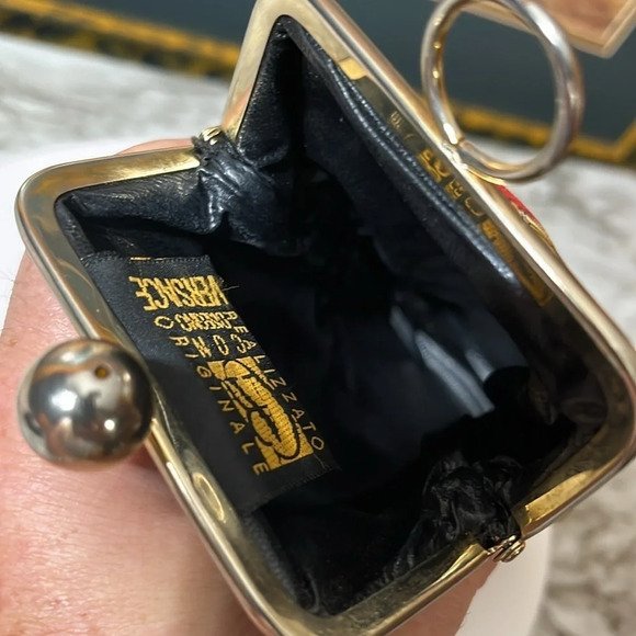 VERSACE VINTAGE UNISEX SUNGLASSES WITH CASE - Picture 17 of 17